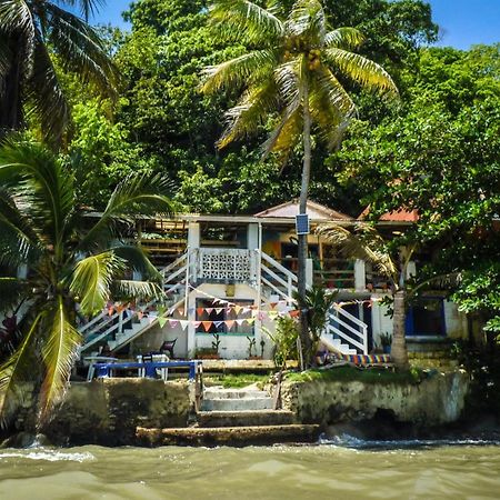 Hostal La Mariapolis Necocli Exterior photo